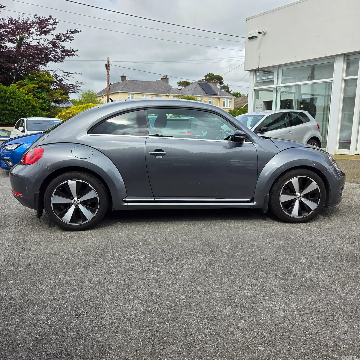 Volkswagen Beetle Hatchback, Diesel, 2014, Grey