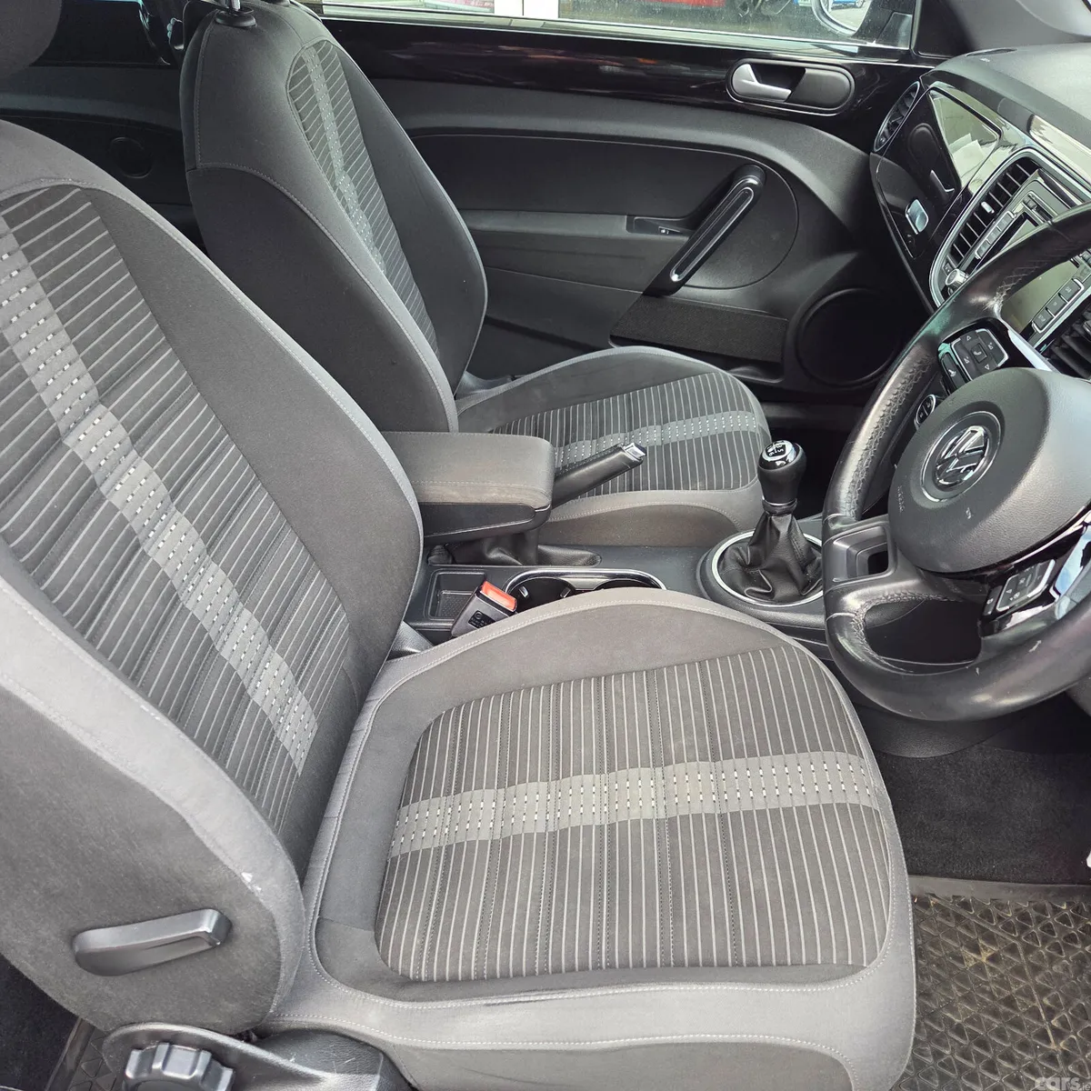 Volkswagen Beetle Hatchback, Diesel, 2014, Grey