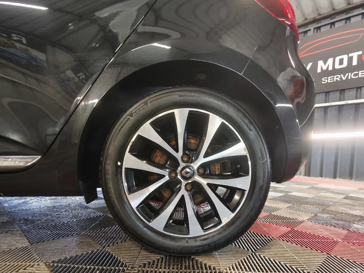 Renault Clio Hatchback, Diesel, 2020, Black