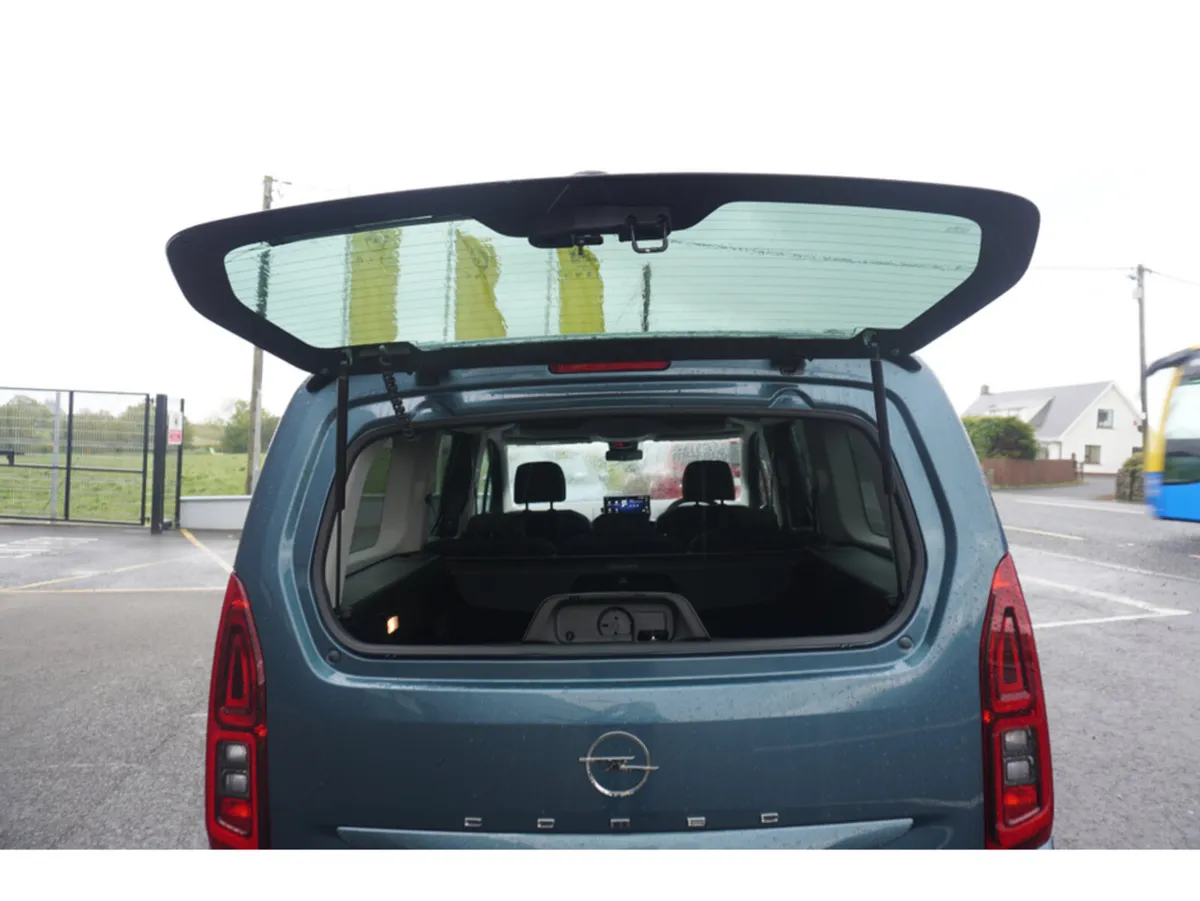 Opel Combo MPV, Diesel, 2026, Blue