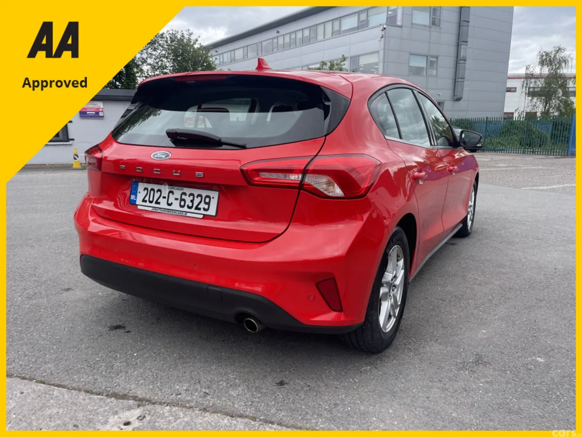 Ford Focus Hatchback, Diesel, 2020, Red