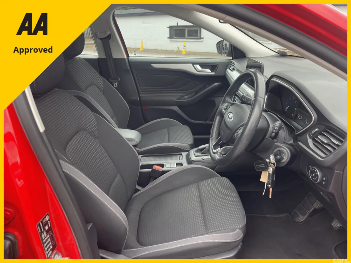 Ford Focus Hatchback, Diesel, 2020, Red