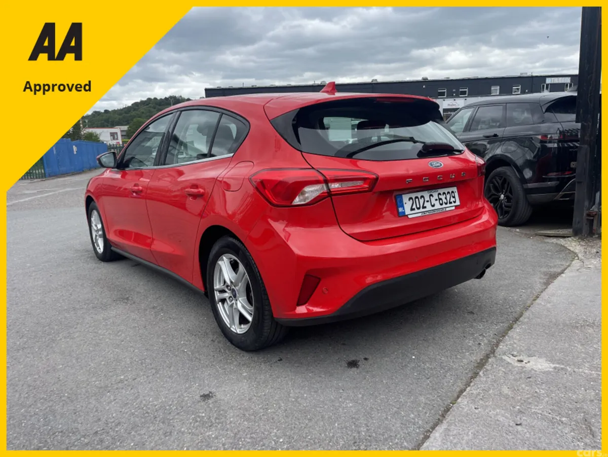 Ford Focus Hatchback, Diesel, 2020, Red