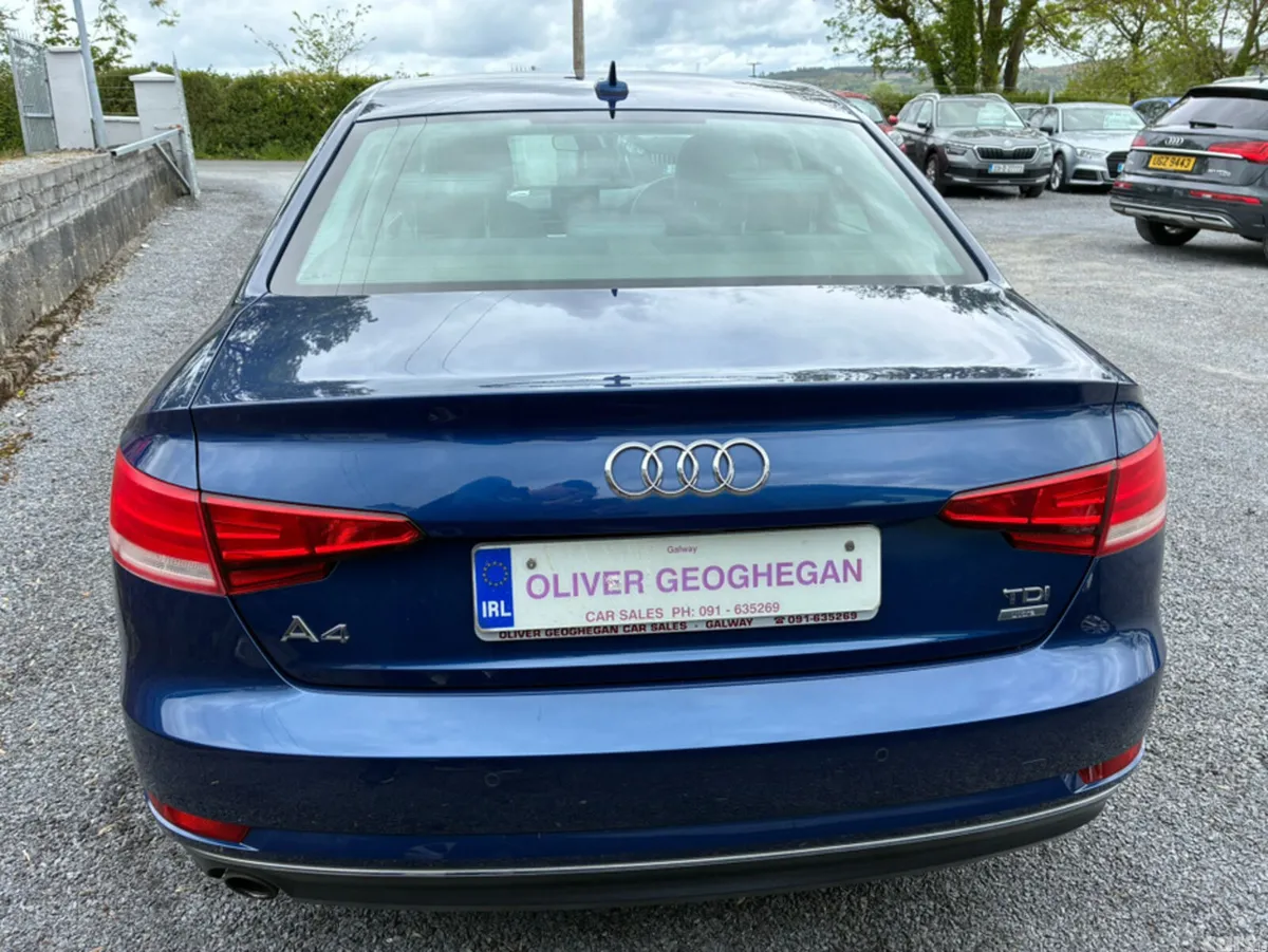 Audi A4 Saloon, Diesel, 2017, Blue