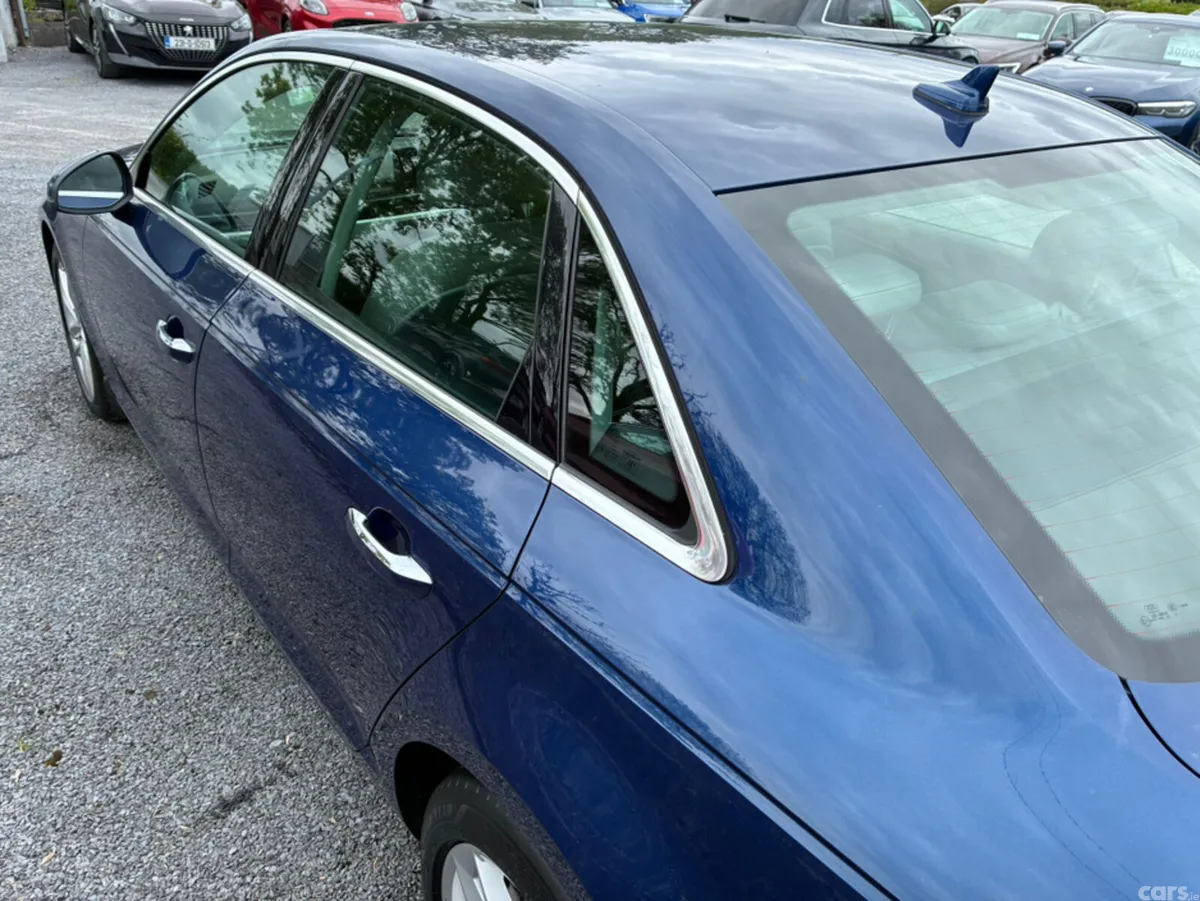 Audi A4 Saloon, Diesel, 2017, Blue
