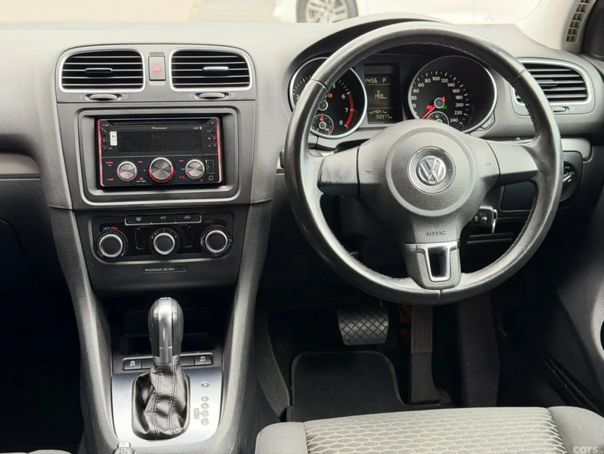 Volkswagen Golf Hatchback, Petrol, 2013, Red
