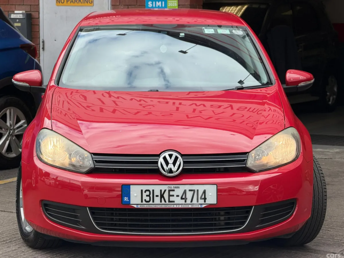 Volkswagen Golf Hatchback, Petrol, 2013, Red