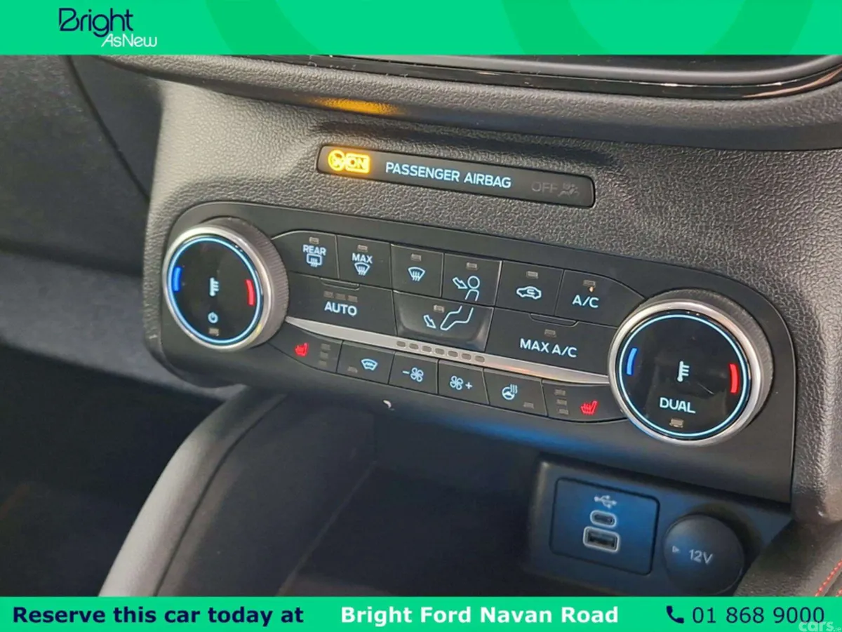 Ford Kuga MPV, Petrol Plug-in Hybrid, 2023, Black