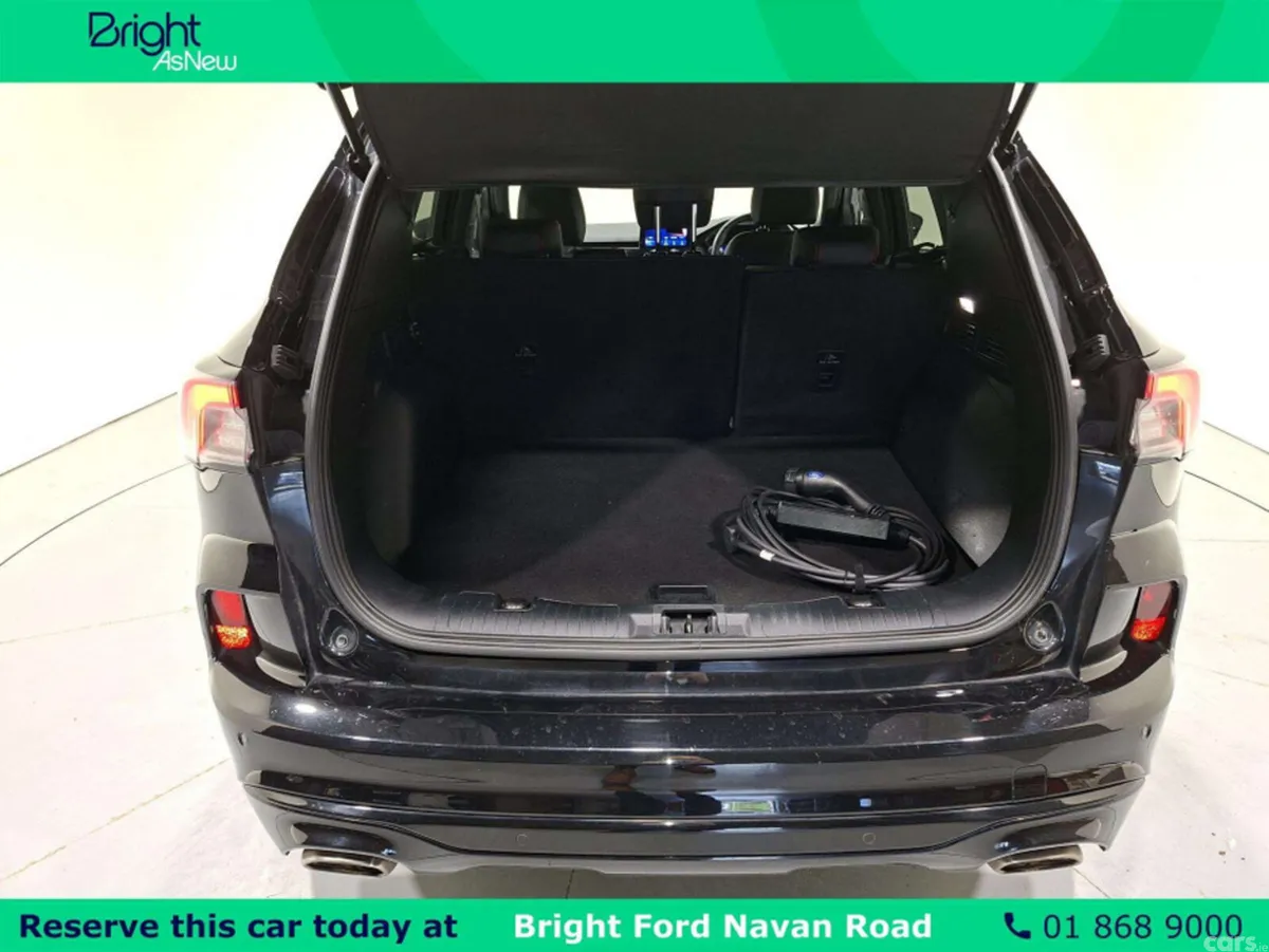 Ford Kuga MPV, Petrol Plug-in Hybrid, 2023, Black