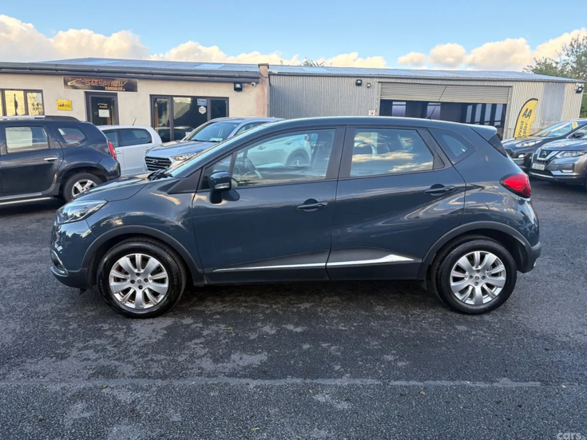 Renault Captur Hatchback, Diesel, 2014, Blue
