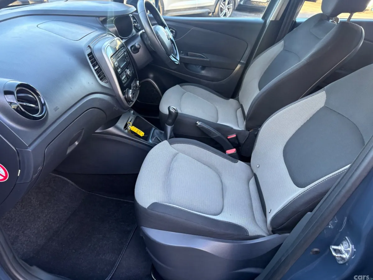 Renault Captur Hatchback, Diesel, 2014, Blue