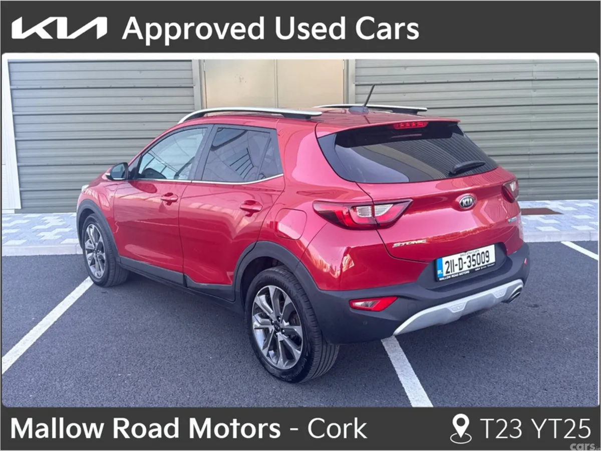 Kia Stonic Estate, Petrol Hybrid, 2021, Red