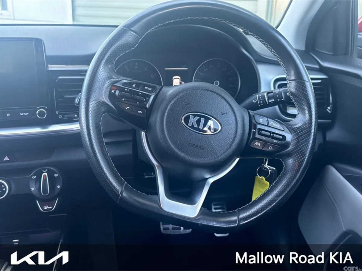 Kia Stonic Estate, Petrol Hybrid, 2021, Red