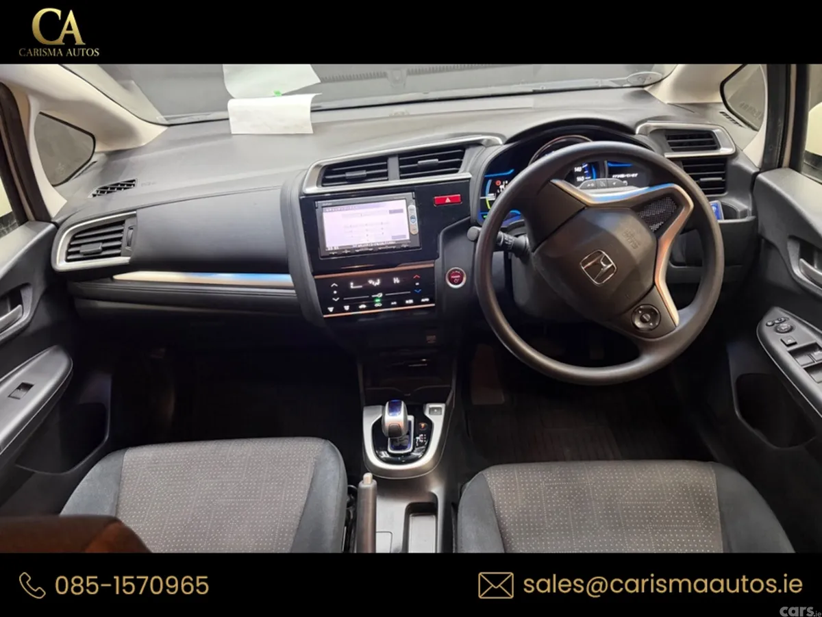 Honda Fit Hatchback, Petrol Hybrid, 2014, White