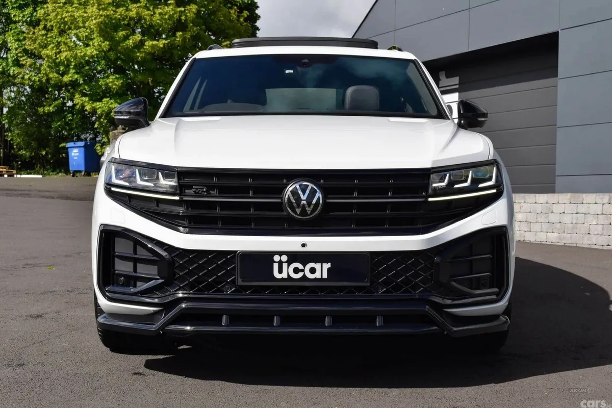 Volkswagen Touareg SUV, Diesel, 2024, White