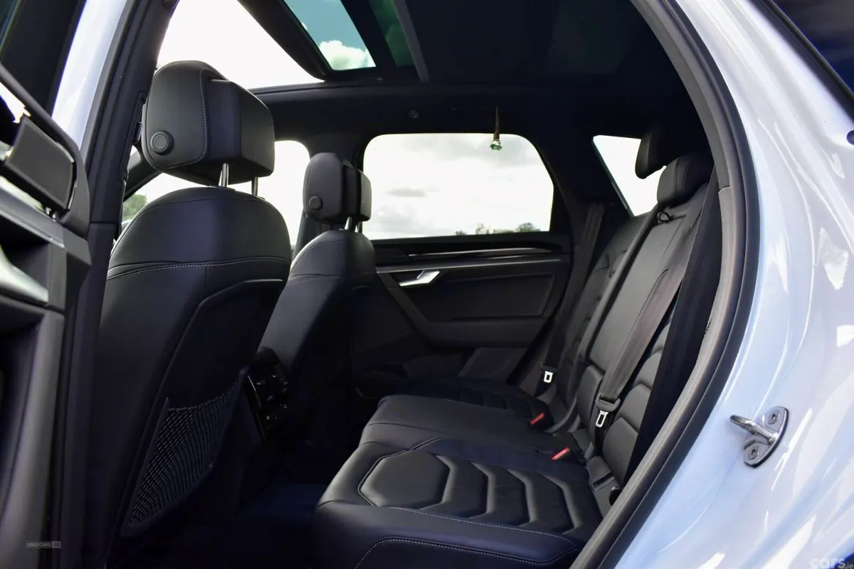 Volkswagen Touareg SUV, Diesel, 2024, White