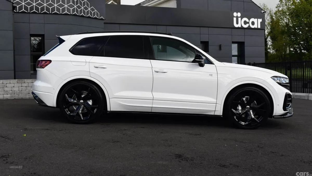 Volkswagen Touareg SUV, Diesel, 2024, White