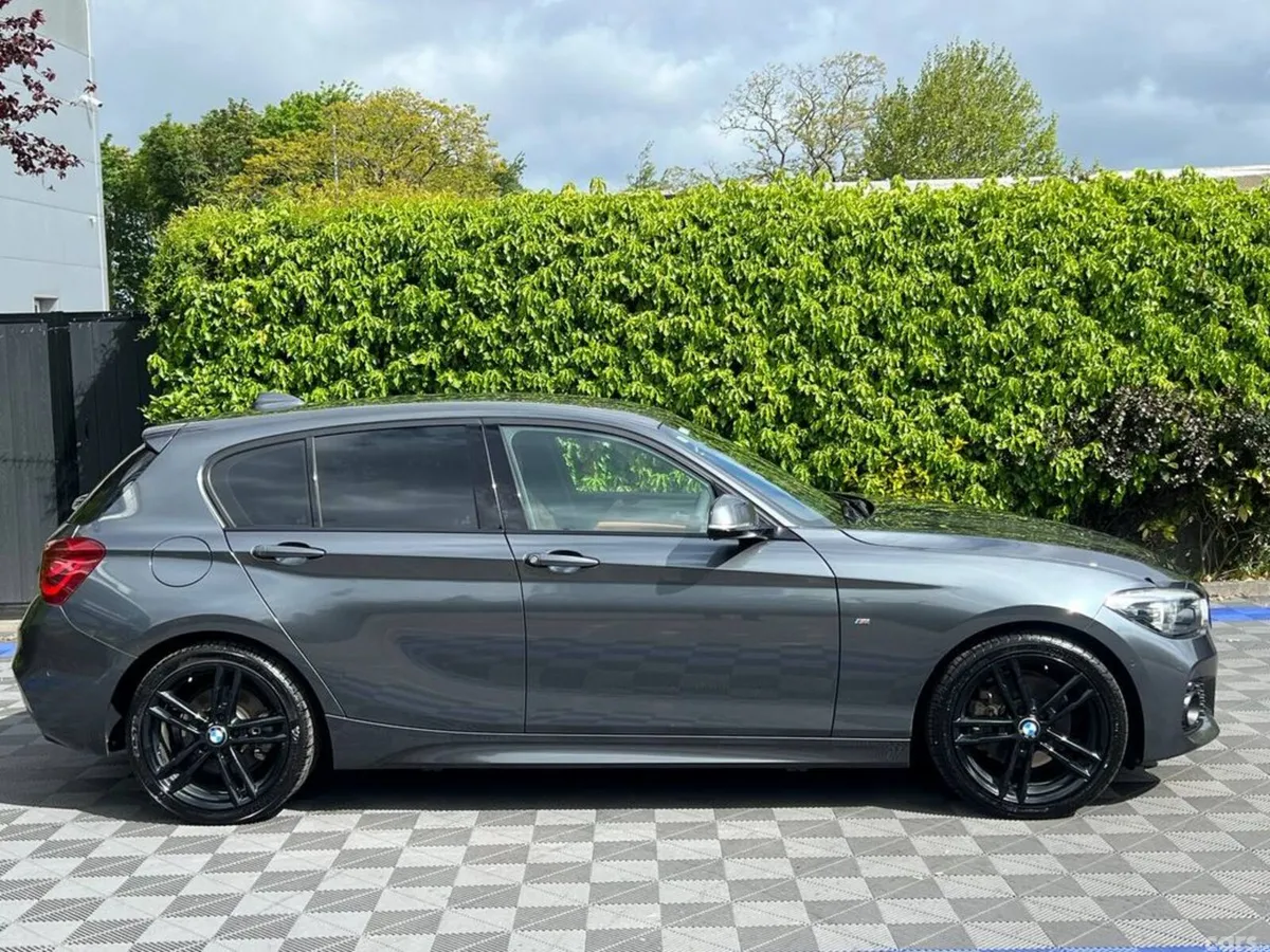 BMW 1-Series Hatchback, Diesel, 2017, Grey