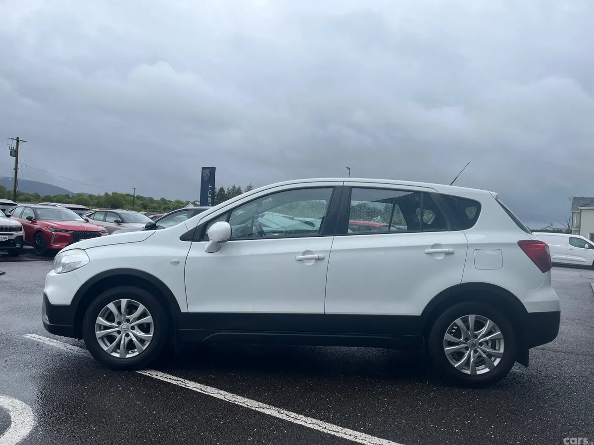 Suzuki SX4 S-Cross Hatchback, Petrol, 2017, White