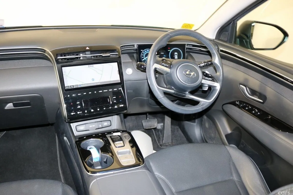 Hyundai Tucson SUV, Petrol Plug-in Hybrid, 2024, Grey