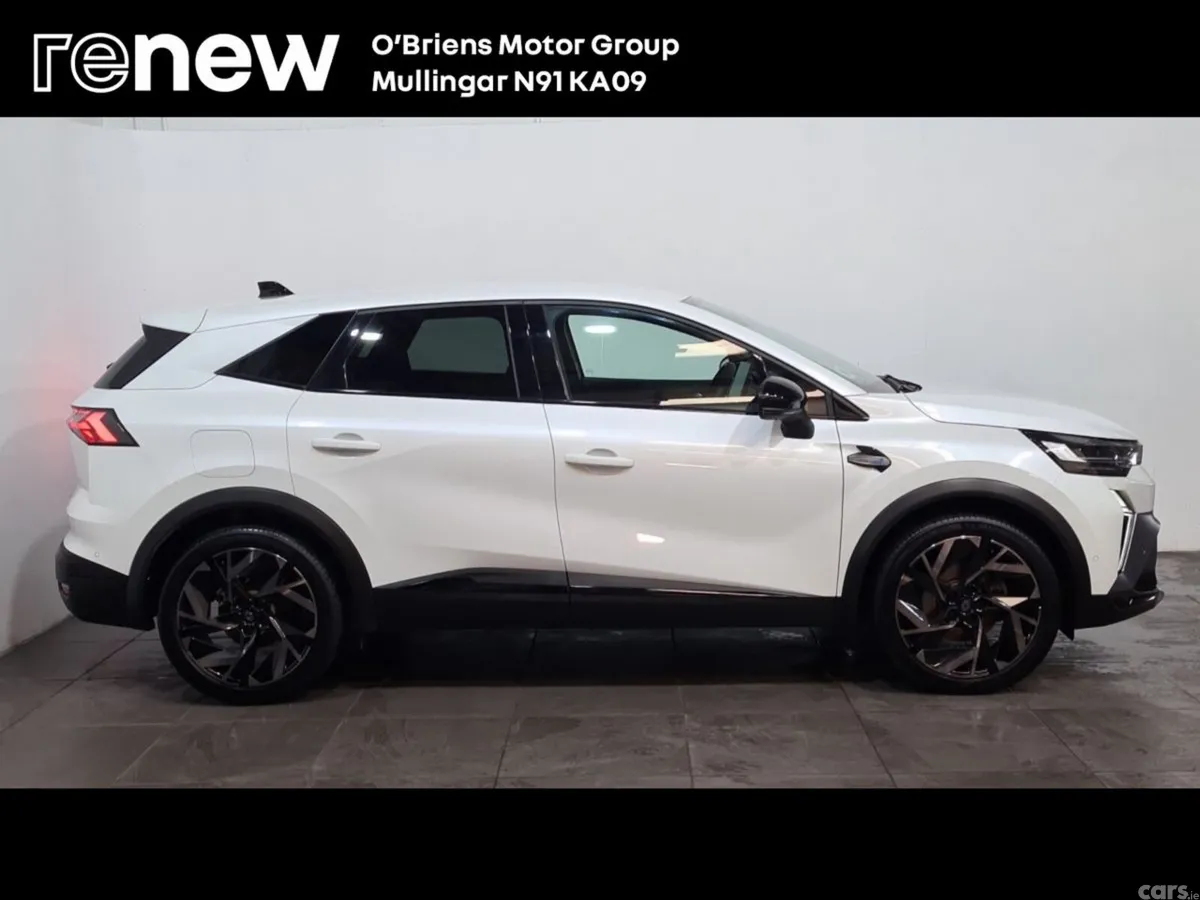 Renault Symbioz Hatchback, Petrol Hybrid, 2025, White