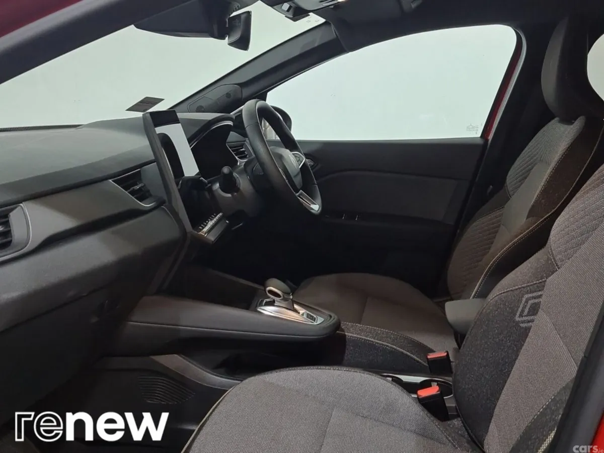 Renault Symbioz Hatchback, Petrol Hybrid, 2025, Red
