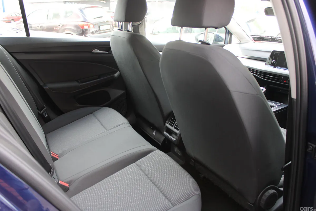 Volkswagen Golf Estate, Petrol, 2021, Blue
