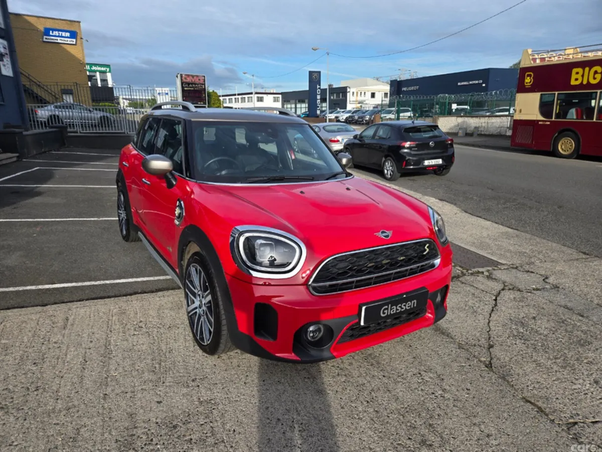 Mini Countryman Hatchback, Petrol Plug-in Hybrid, 2022, Red