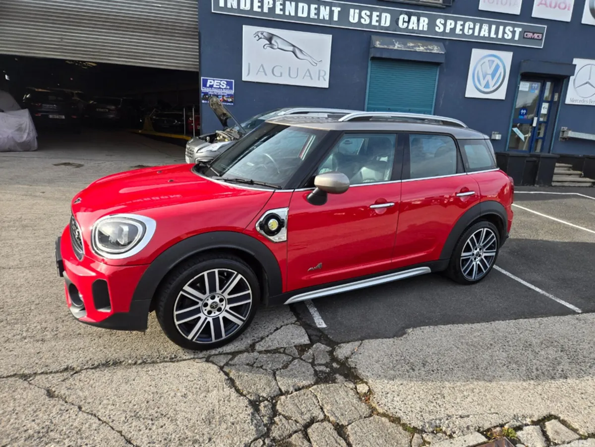 Mini Countryman Hatchback, Petrol Plug-in Hybrid, 2022, Red
