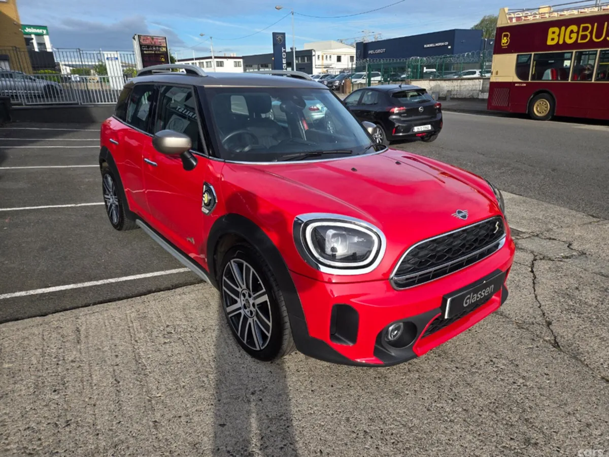 Mini Countryman Hatchback, Petrol Plug-in Hybrid, 2022, Red