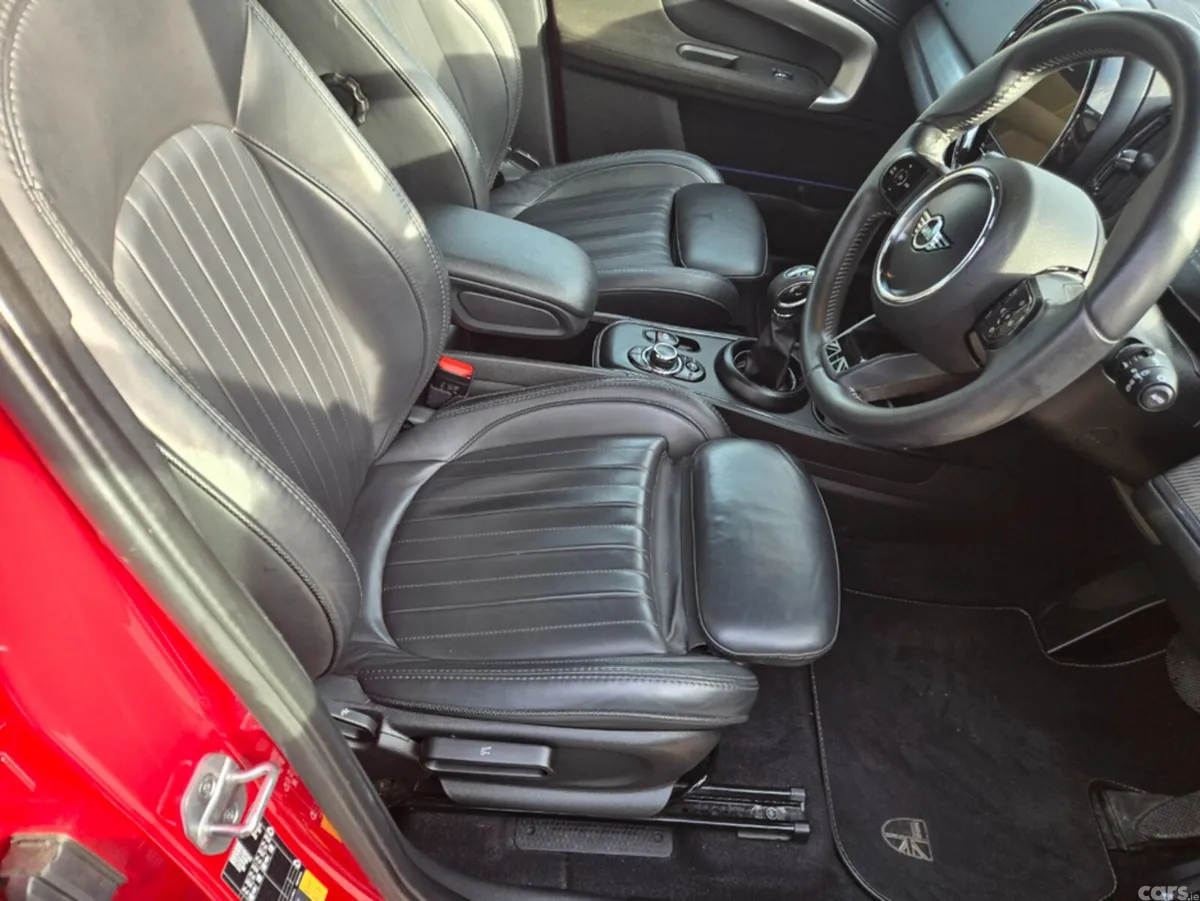 Mini Countryman Hatchback, Petrol Plug-in Hybrid, 2022, Red