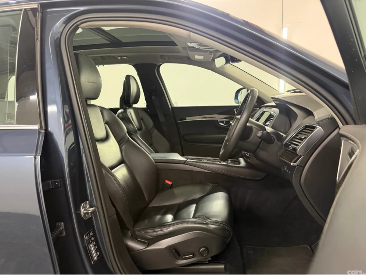 Volvo XC90 MPV, Petrol Plug-in Hybrid, 2018, Blue