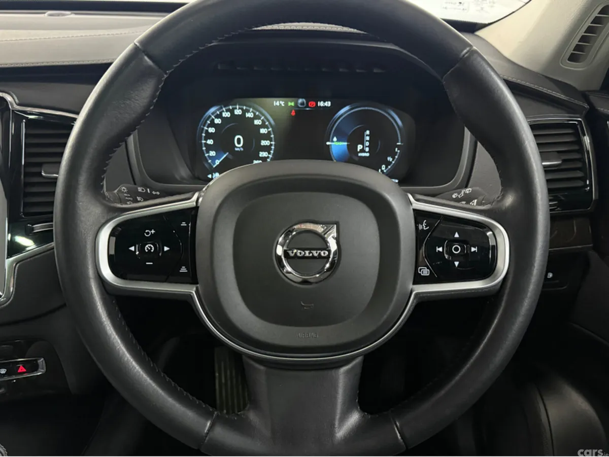 Volvo XC90 MPV, Petrol Plug-in Hybrid, 2018, Blue