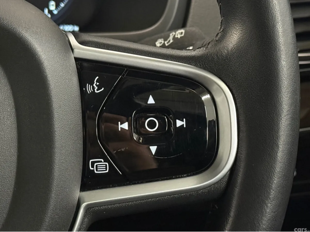 Volvo XC90 MPV, Petrol Plug-in Hybrid, 2018, Blue