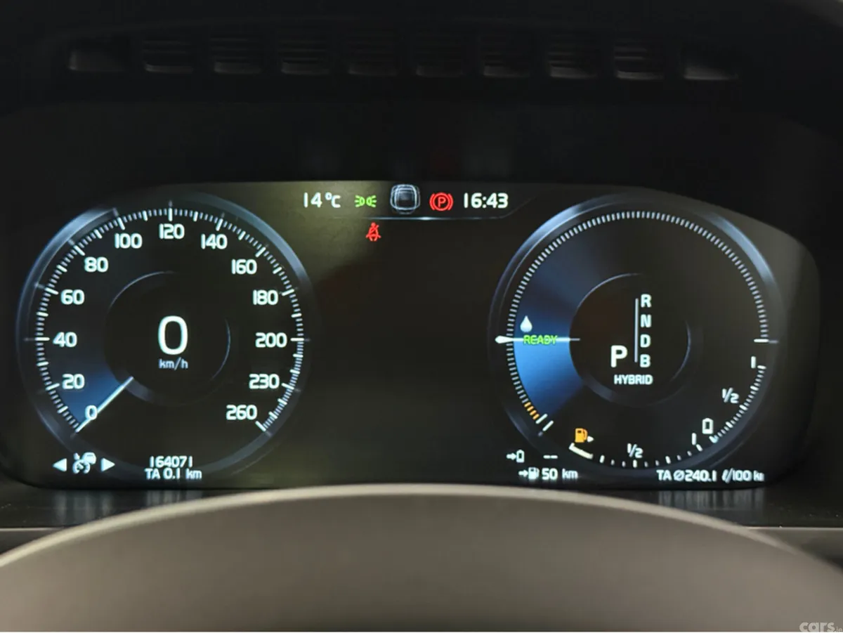 Volvo XC90 MPV, Petrol Plug-in Hybrid, 2018, Blue
