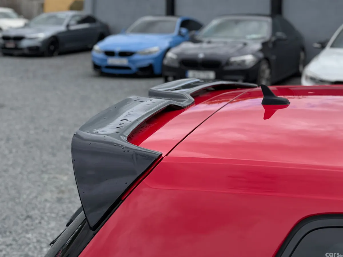 Volkswagen Golf Estate, Diesel, 2018, Red