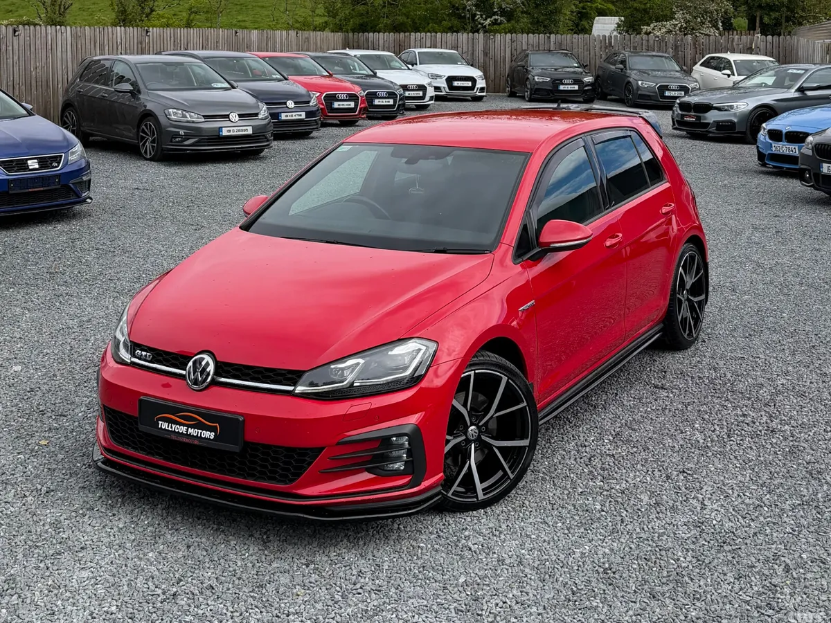 Volkswagen Golf Estate, Diesel, 2018, Red