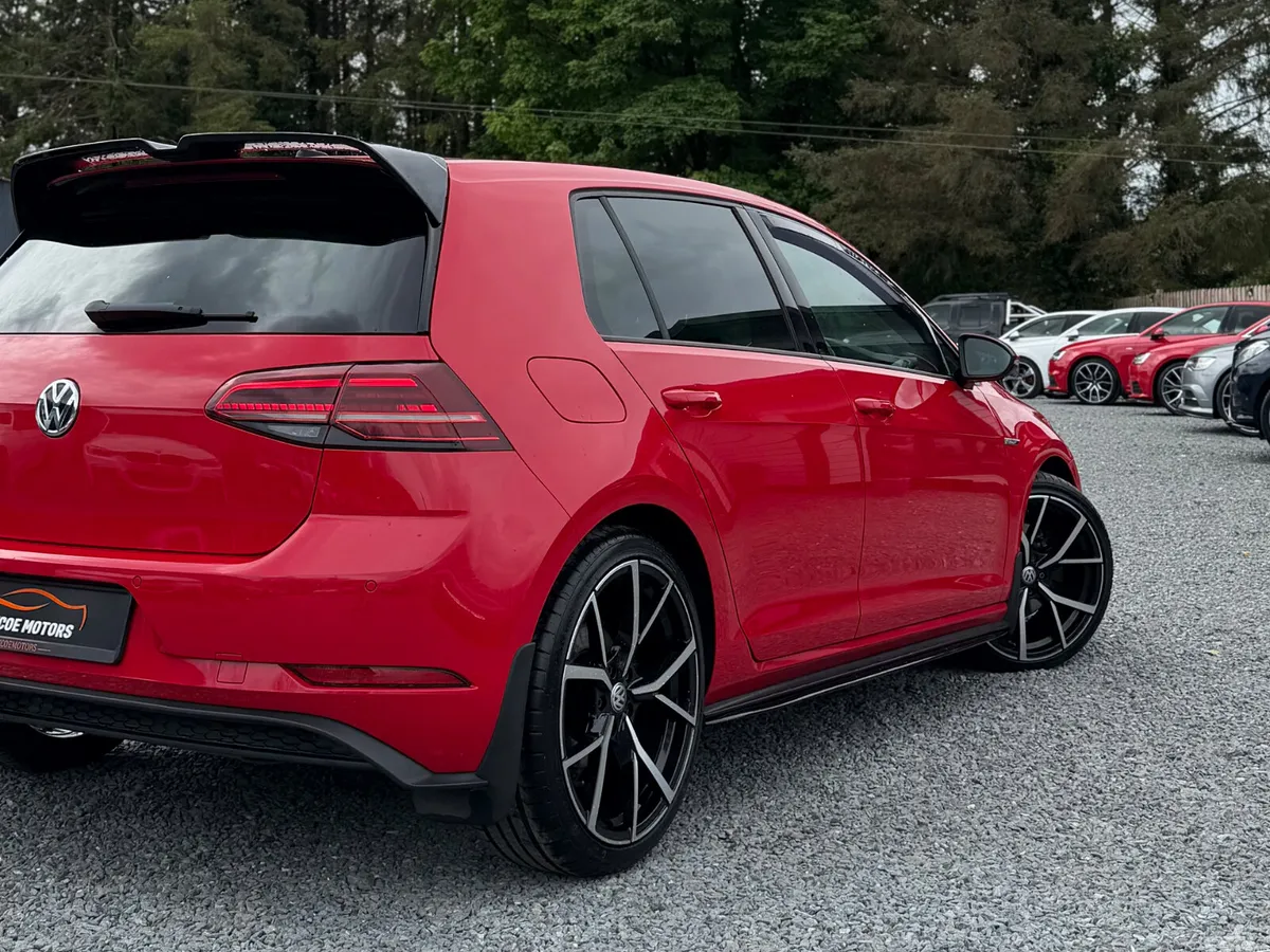 Volkswagen Golf Estate, Diesel, 2018, Red