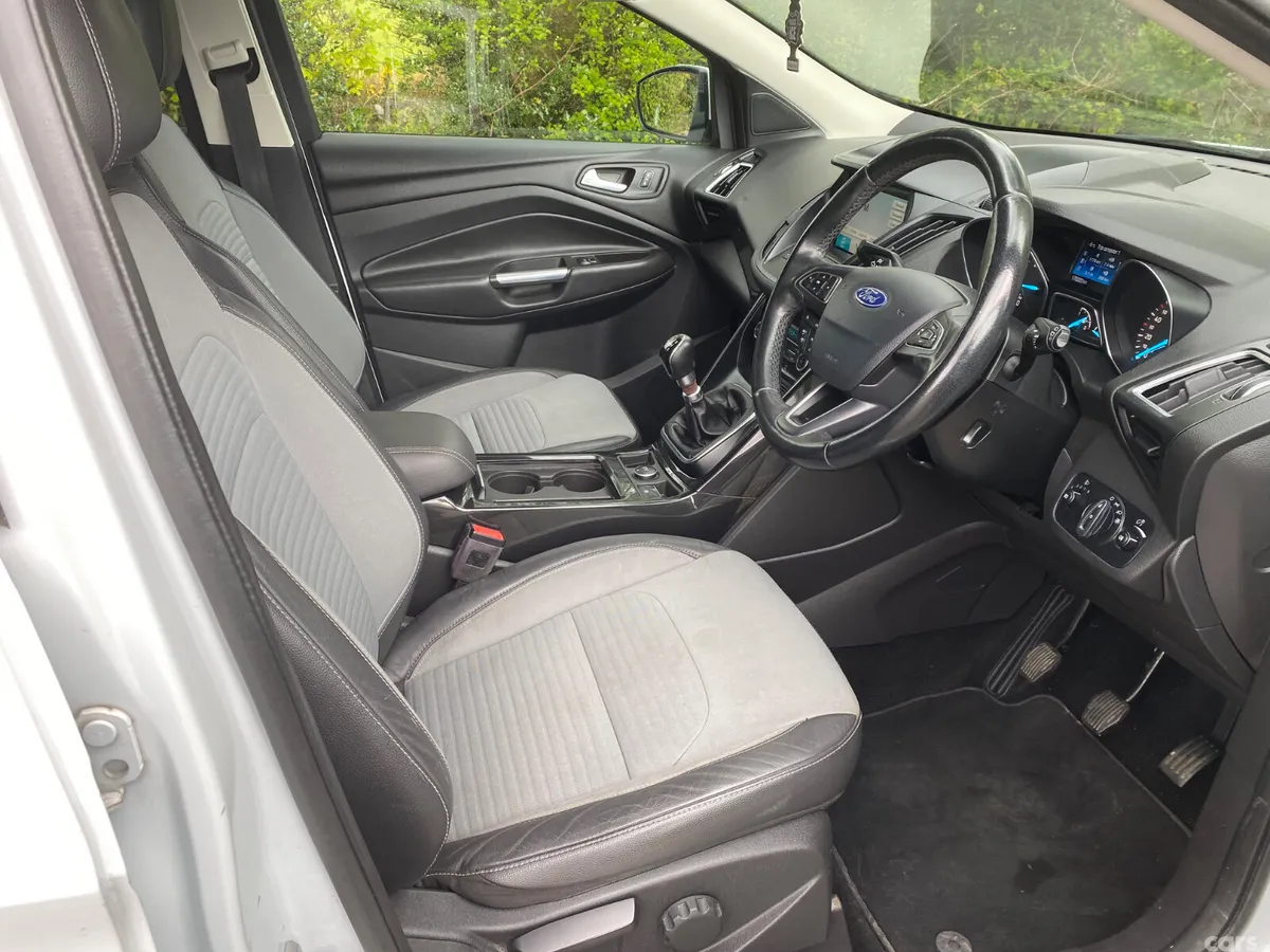 Ford Kuga SUV, Diesel, 2017, White