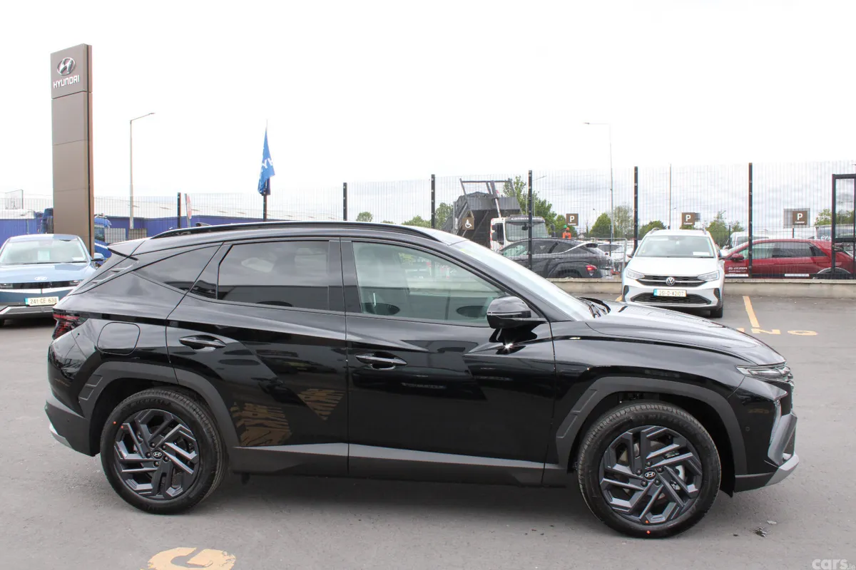 Hyundai Tucson SUV, Petrol Plug-in Hybrid, 2026, Black