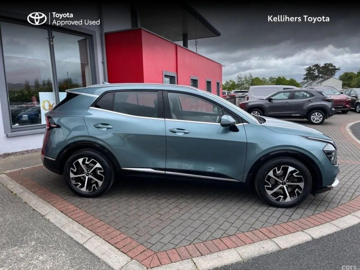 Kia Sportage MPV, Diesel, 2022, Grey