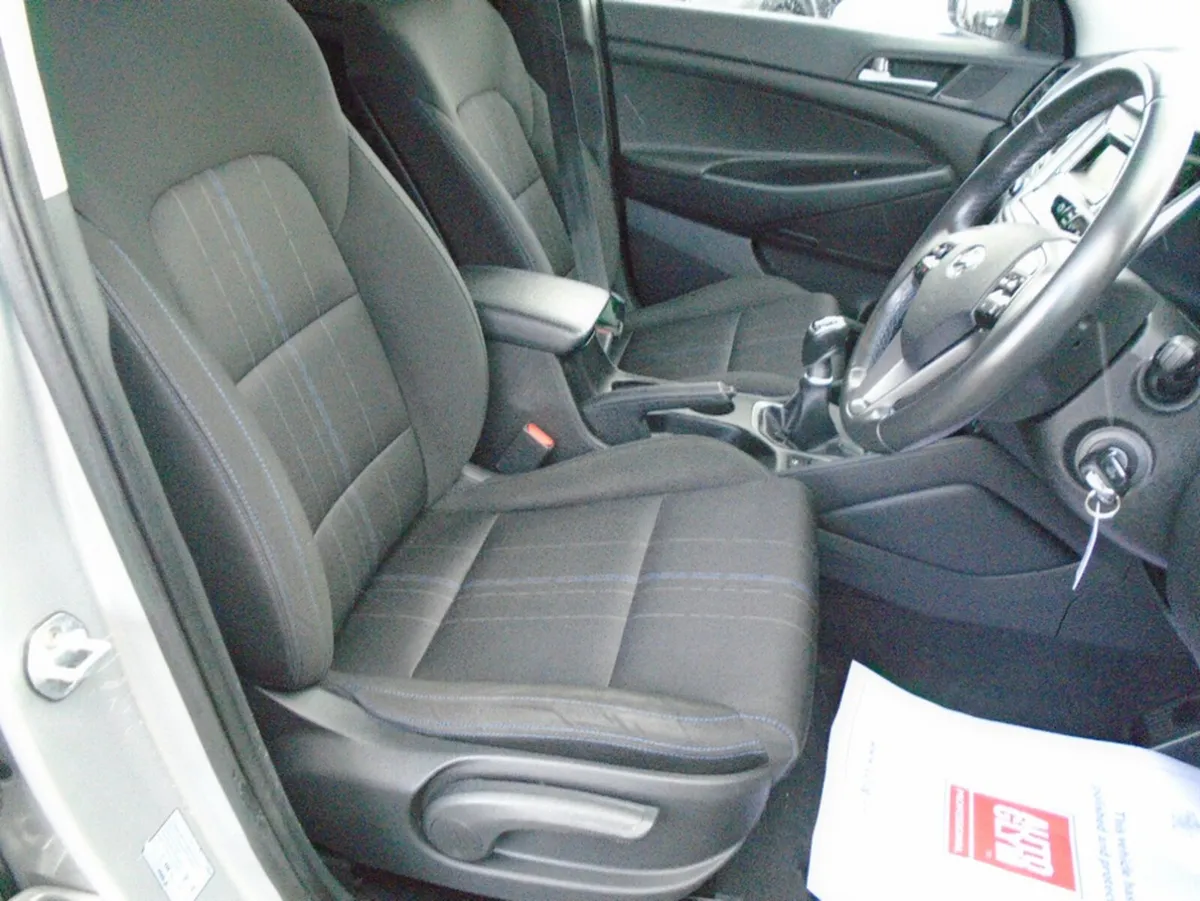 Hyundai Tucson MPV, Petrol, 2018, Silver