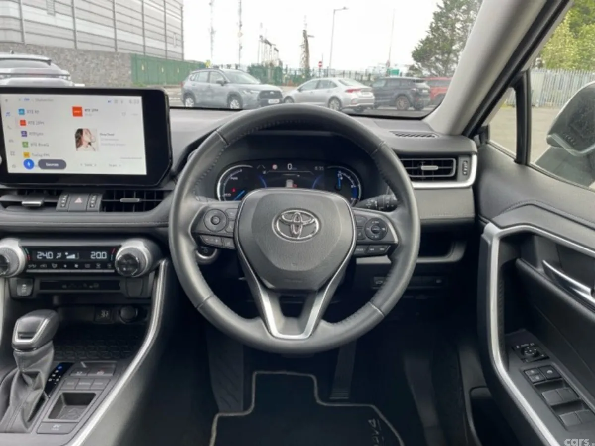 Toyota RAV4 SUV, Petrol Hybrid, 2024, Grey