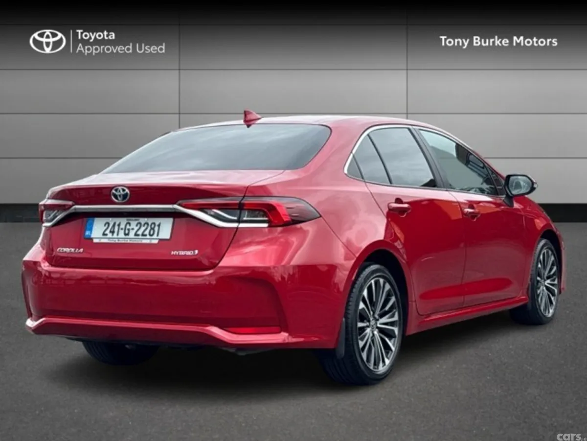 Toyota Corolla Saloon, Petrol Hybrid, 2024, Red