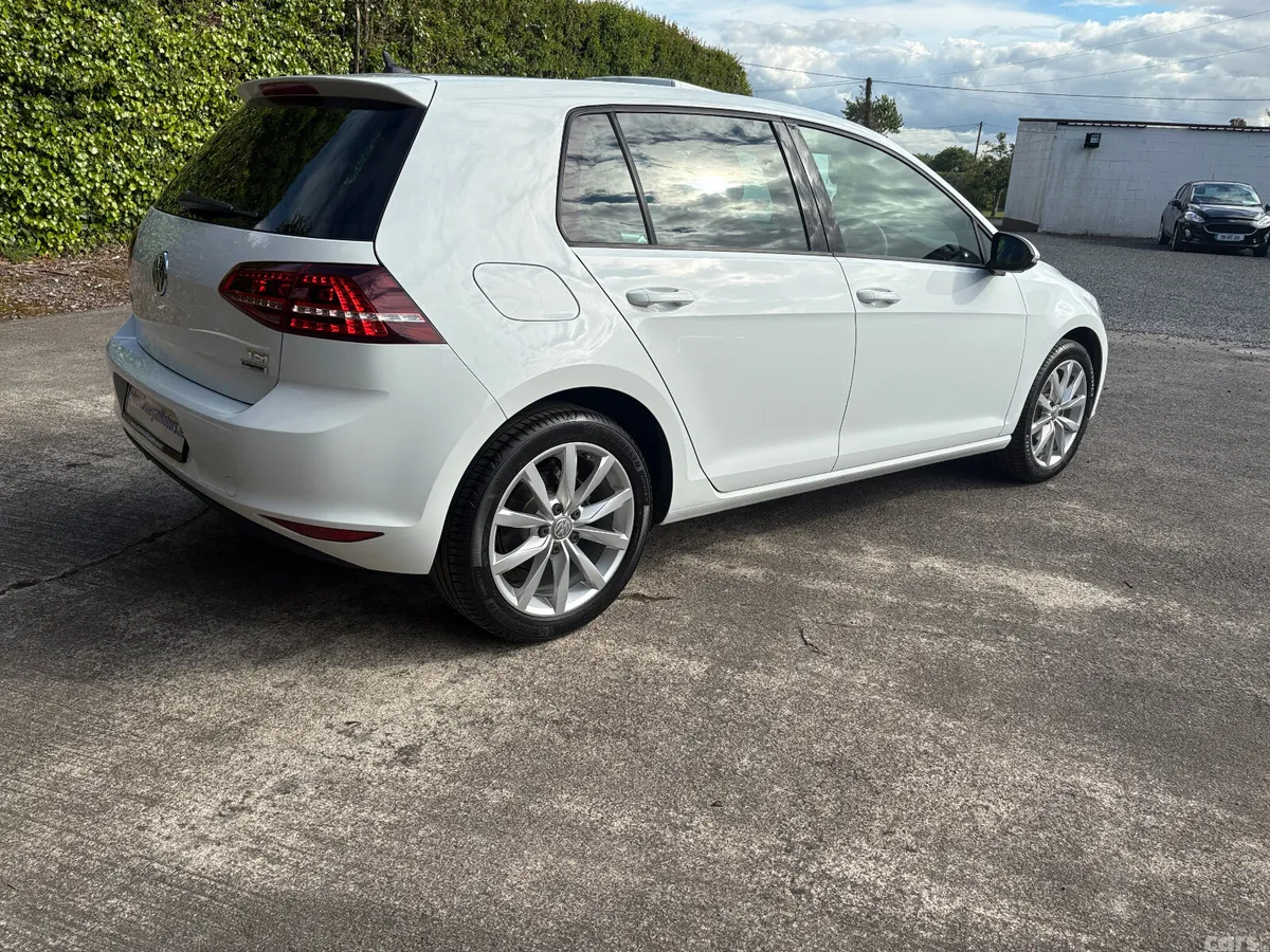 Volkswagen Golf Hatchback, Petrol, 2017, White