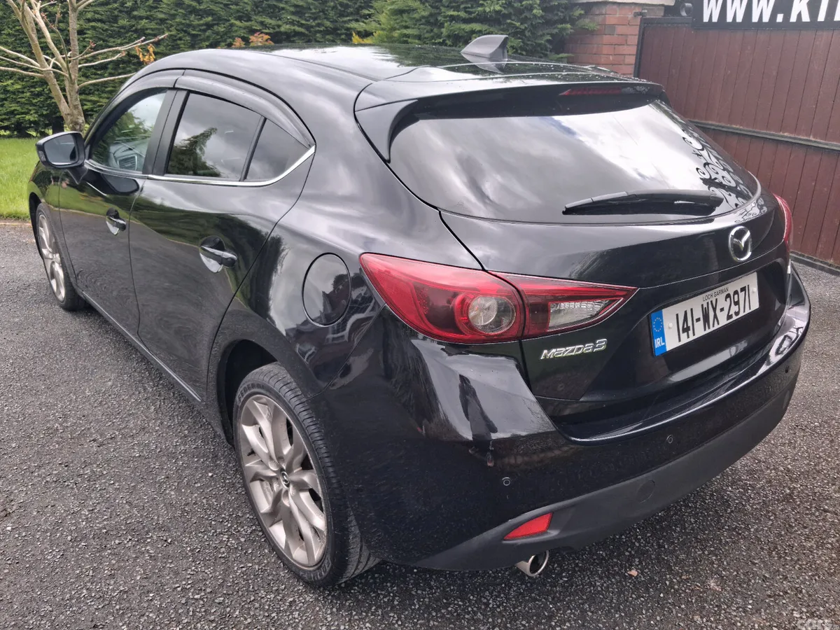 Mazda Mazda3 Hatchback, Diesel, 2014, Black
