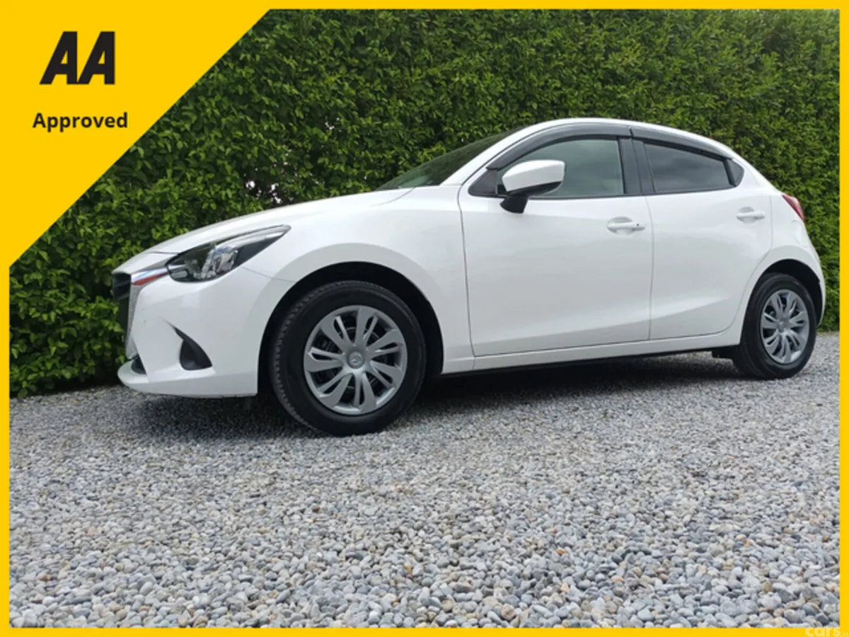 Mazda Mazda2 Hatchback, Petrol, 2016, White