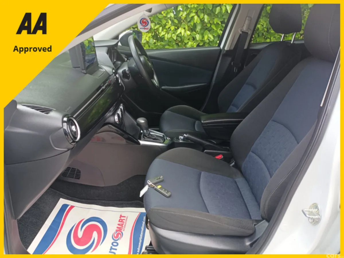Mazda Mazda2 Hatchback, Petrol, 2016, White