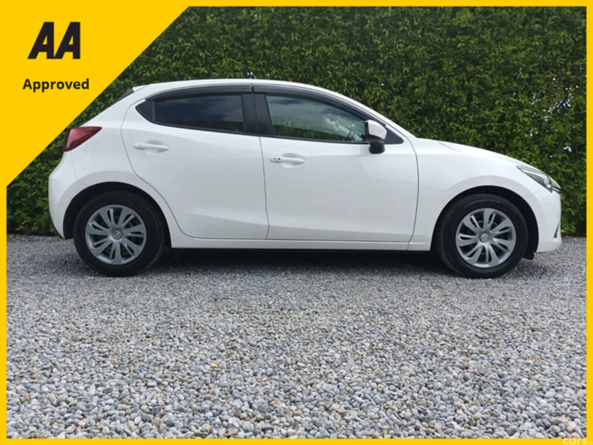 Mazda Mazda2 Hatchback, Petrol, 2016, White