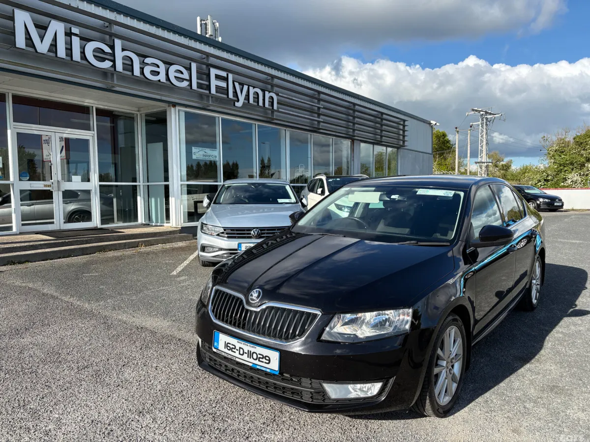 Skoda Octavia Saloon, Diesel, 2016, Black